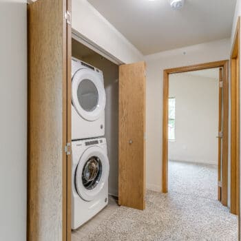 in unit washer and dryer, in unit appliances in geneseo il, in unit appliances in geneseo townhomes